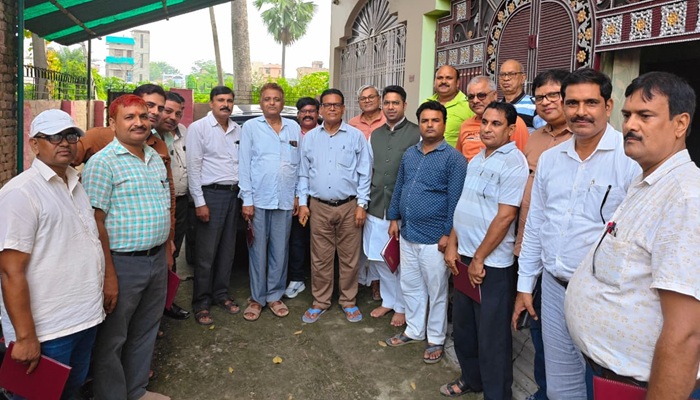 पूर्वी चंपारण जिले में माध्यमिक शिक्षक संघ ने सर्वसम्मति से डॉ राहुल राज का किया समर्थन