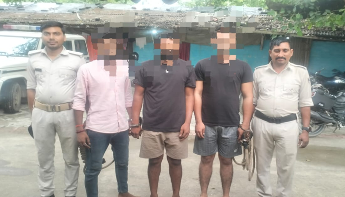 Saran Police द्वारा विगत् 24 घंटे में विशेष अभियान चलाकर 28 अभियुक्तों को किया गया गिरफ्तार