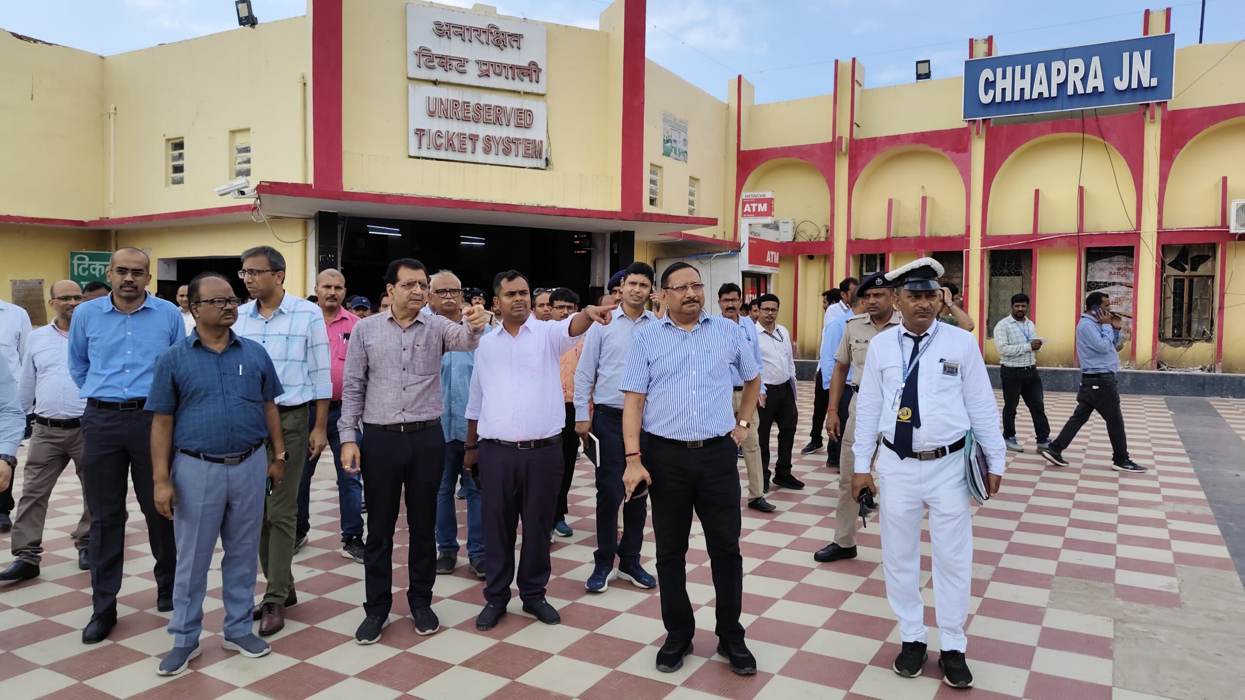 अपर महाप्रबंधक ने छपरा जं रेलवे स्टेशन का किया गहन निरीक्षण
