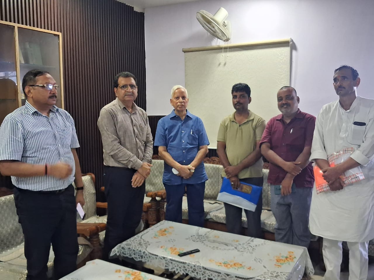 अंडरपास विद्युत केबल के क्षतिग्रस्त होने से आपूर्ति ठप, विधायक ने रेलवे के अधिकारियों को दिए निर्देश