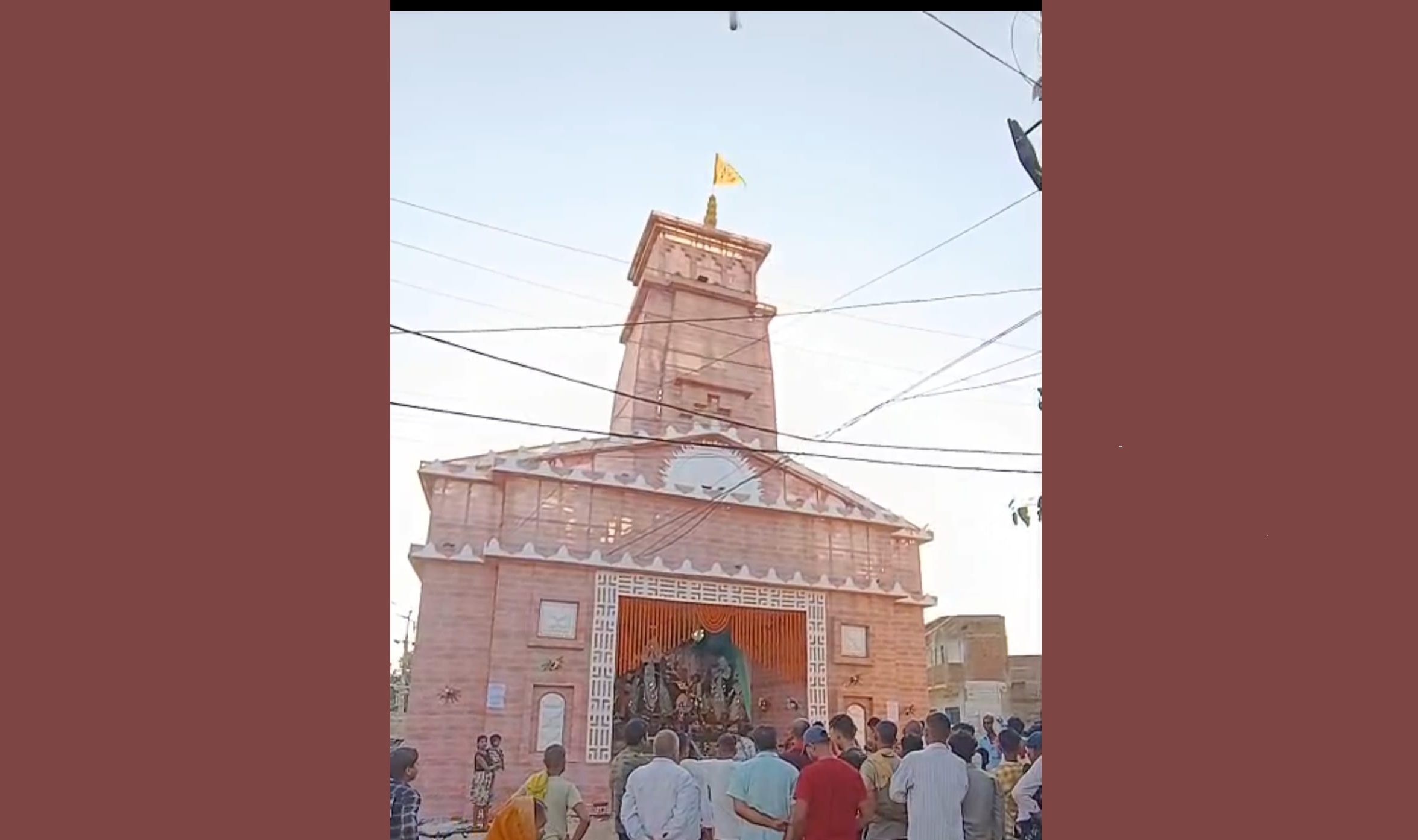 Navratri2025: नेहरू चौक पर बना केदारनाथ मंदिर जैसा पंडाल