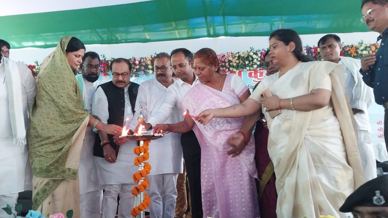 नवादा में 7 सौ करोड़ की लागत से 581 ग्रामीण योजनाओं का शिलान्यास