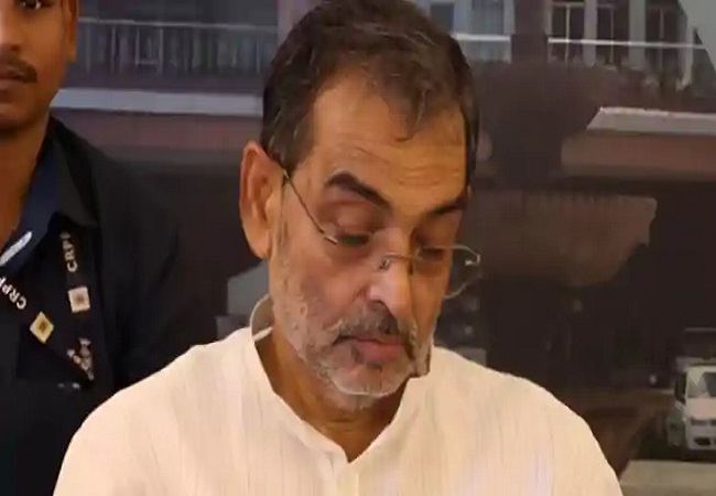 गठबंधन में सीट शेयरिंग के हिसाब से नाखुश उपेंद्र कुशवाहा ने किया भावुक ट्विट, कार्यकर्ताओं से मांगी माफी