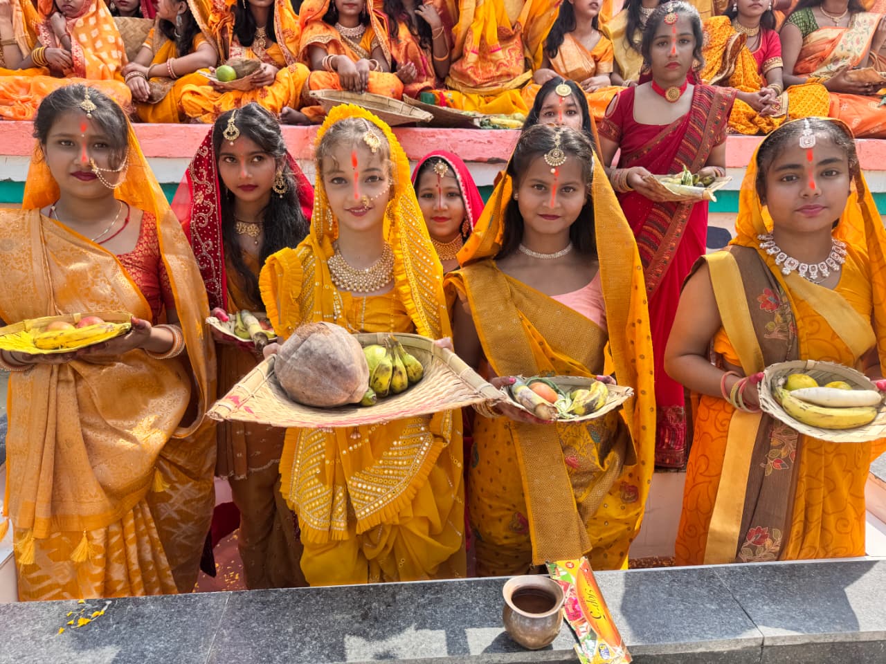 वीआईपी स्कूल में प्रकाश पर्व दीपावली एवं महापर्व छठ पूजा महोत्सव का हुआ आयोजन