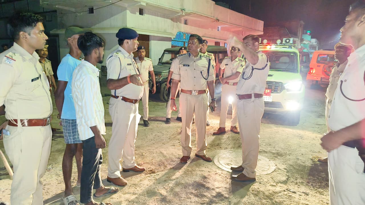 छपरा में आपसी विवाद में हुई झड़प, 2 अभियुक्त गिरफ्तार