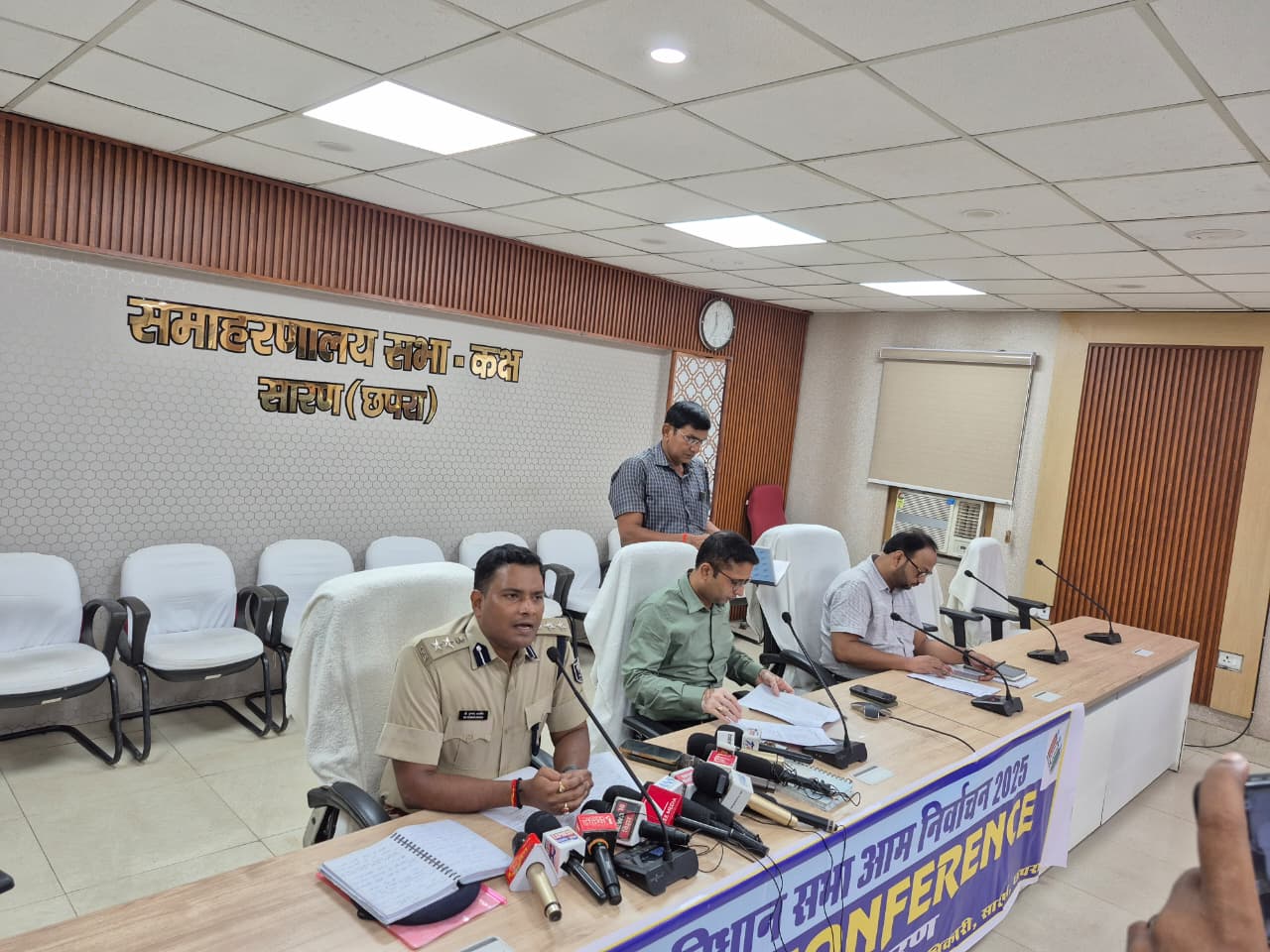 विधानसभा चुनाव की अधिसूचना जारी, नामांकन प्रक्रिया प्रारंभ: जिलाधिकारी