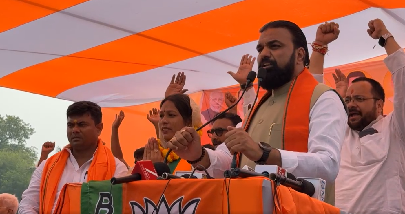 Bihar Elections: उपमुख्यमंत्री सम्राट चौधरी ने खेसारी लाल यादव को बताया “नाचनेवाला”