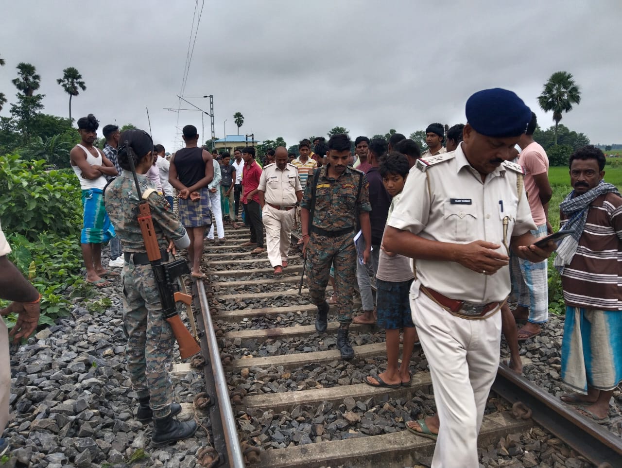 बिहारः ट्रेन से कट कर 4 की मौ’त, एक गंभीर रूप से घायल