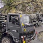 किश्तवाड़ में आतंकियों से मुठभेड़ में सेना का जवान घायल, अभियान जारी 47f93c2bbb2b2e2bf9cd350b7846f016_1208137378